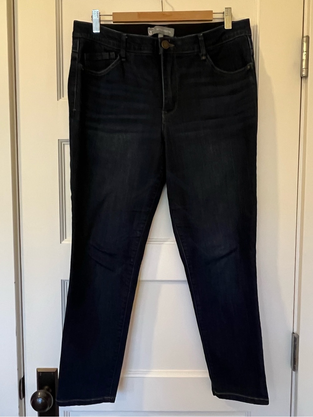 Wit & Wisdom • Ab'Solution Skinny Jeans • Dark Wash • Size 12